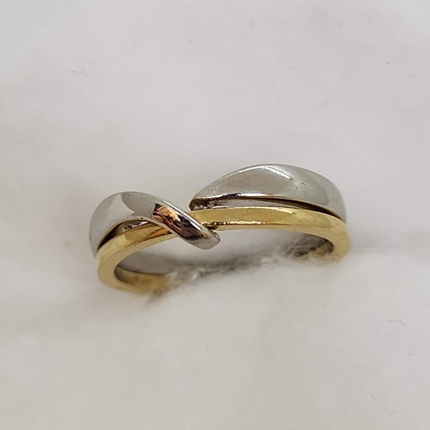 Interlocking Ring