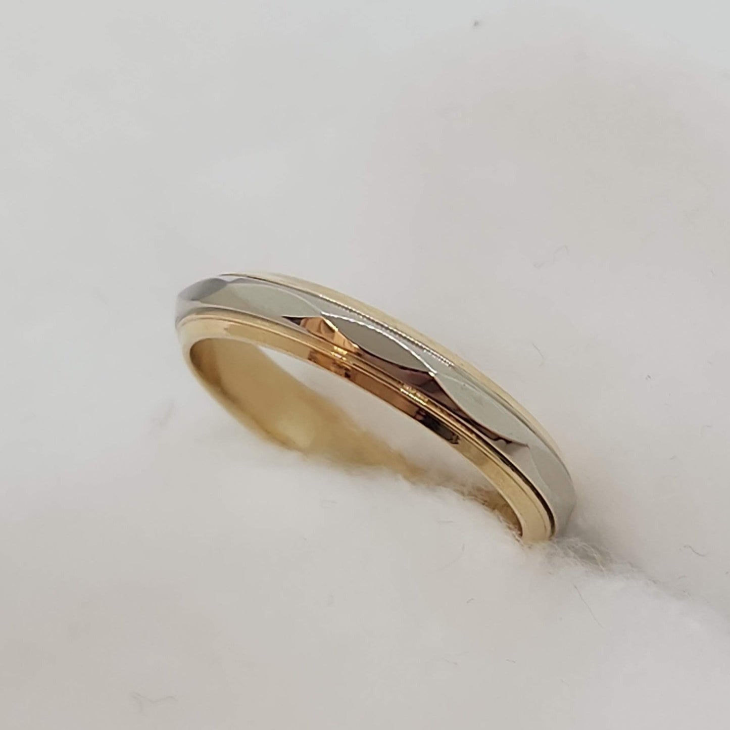 Faceted Two Tone Band