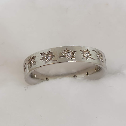 Diamond Maple Leaf