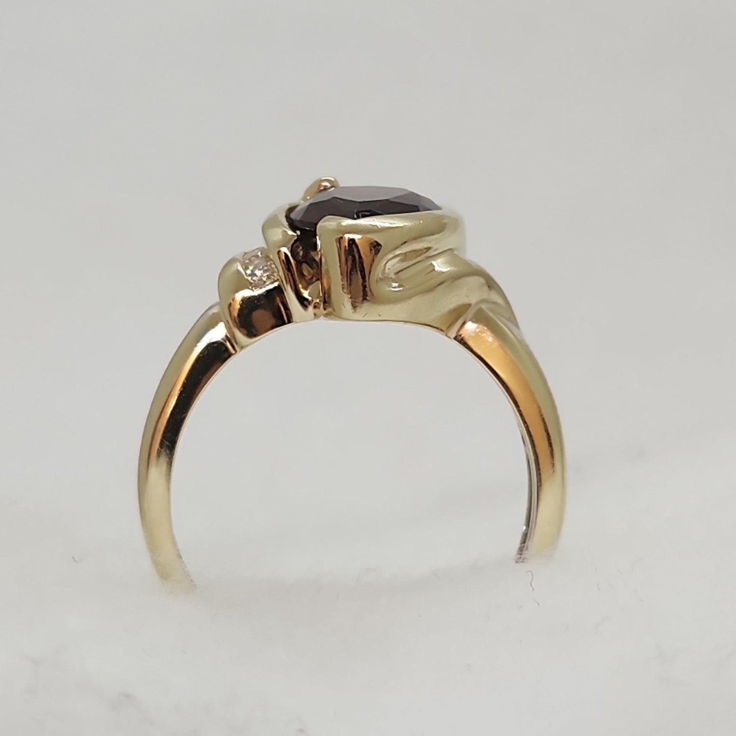 90's Garnet and Diamond Ring