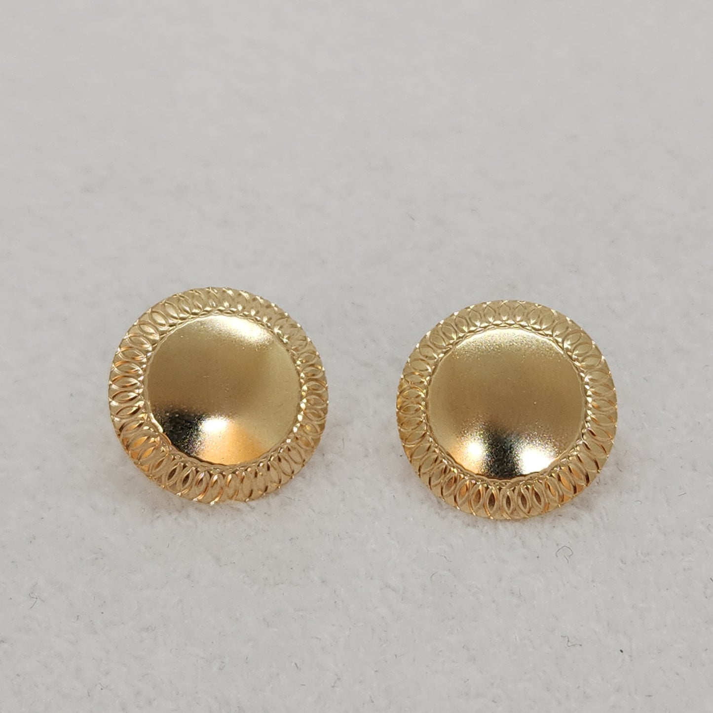 Disc Studs