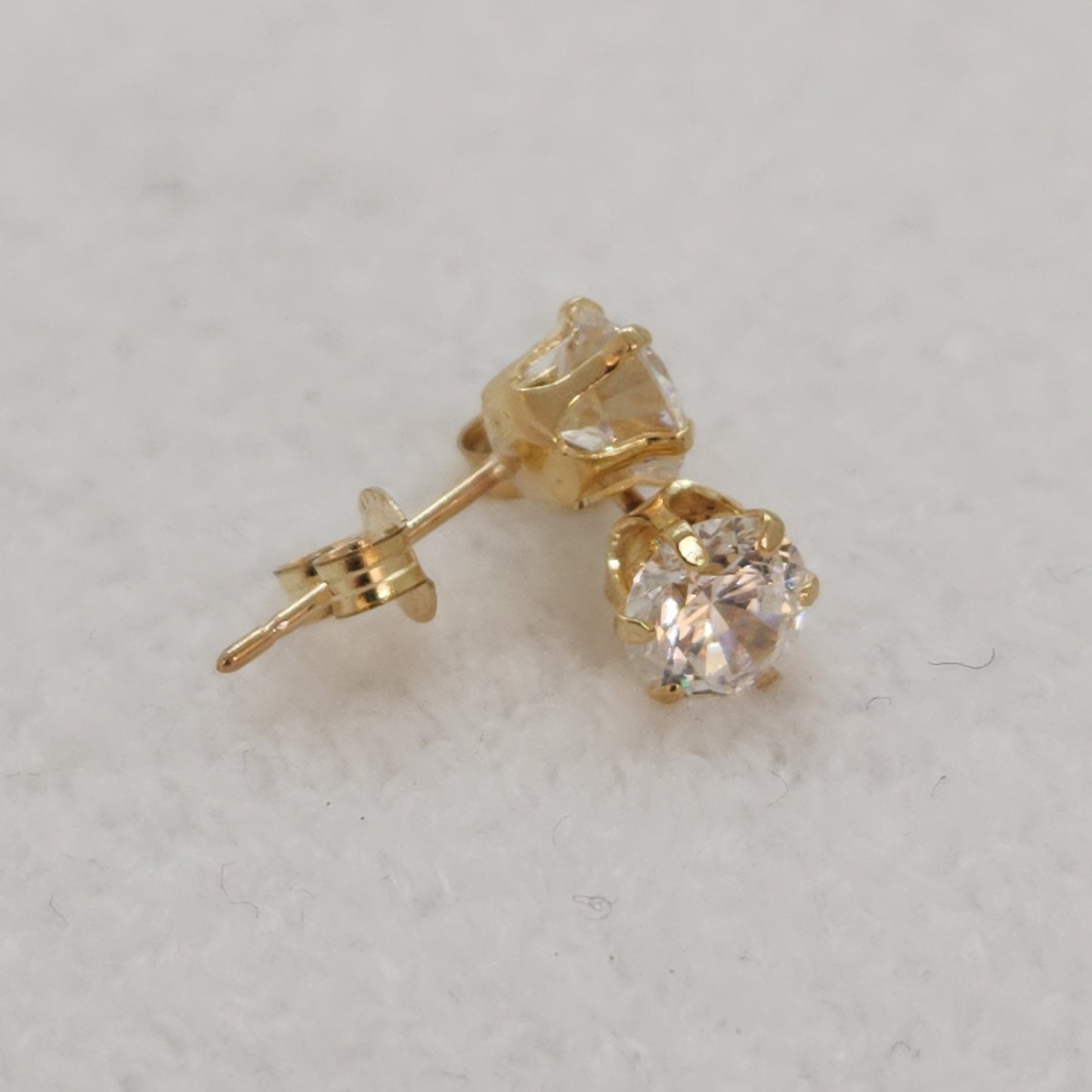 Cubic Studs