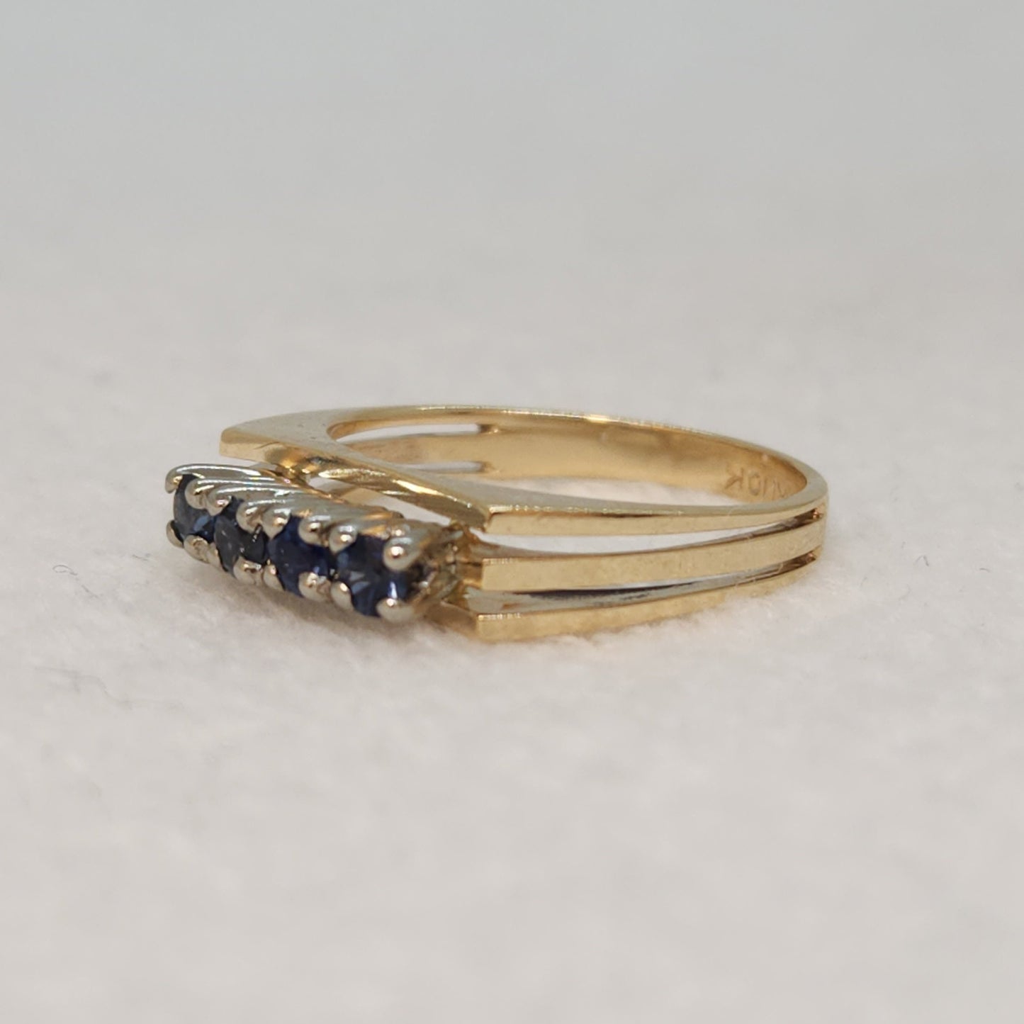 Four Across Sapphire