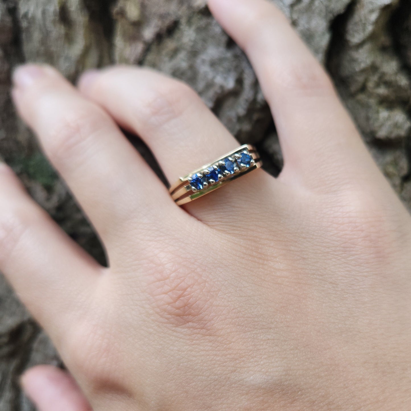 Four Across Sapphire