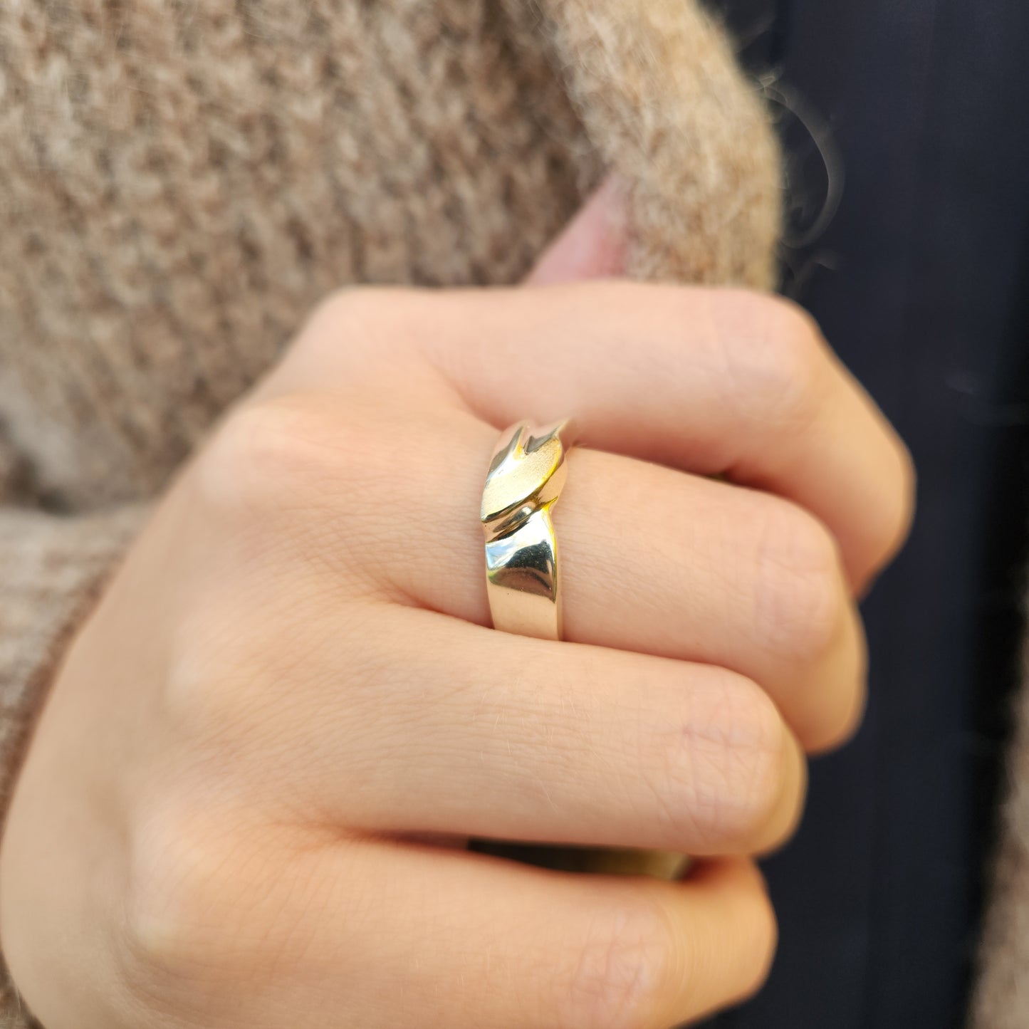 Silver Wrap