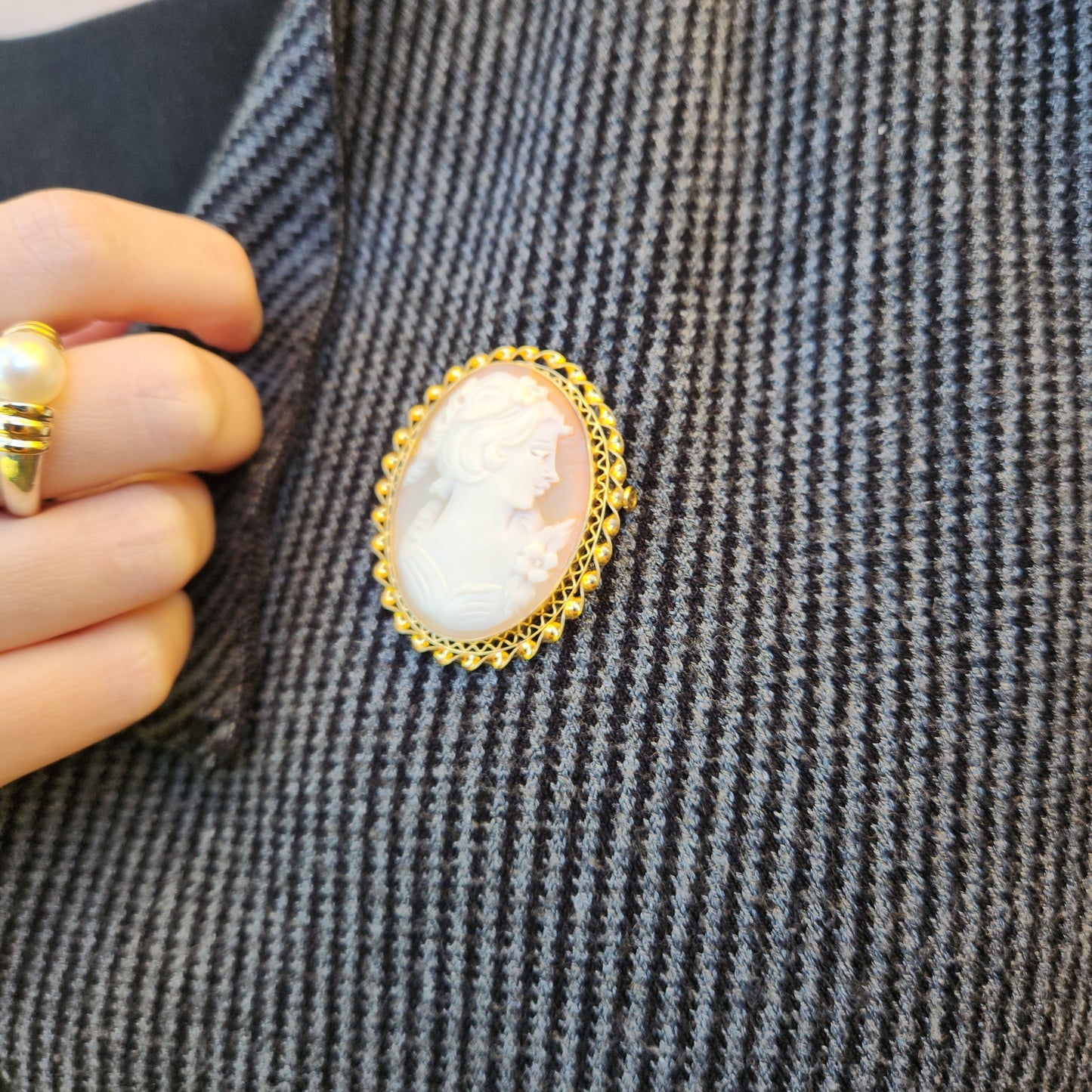 60's Cameo