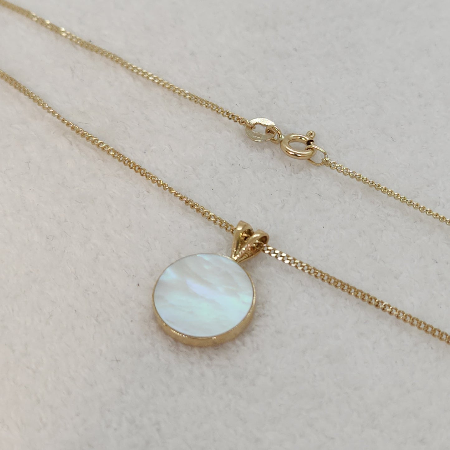 Mother of Pearl - Necklace