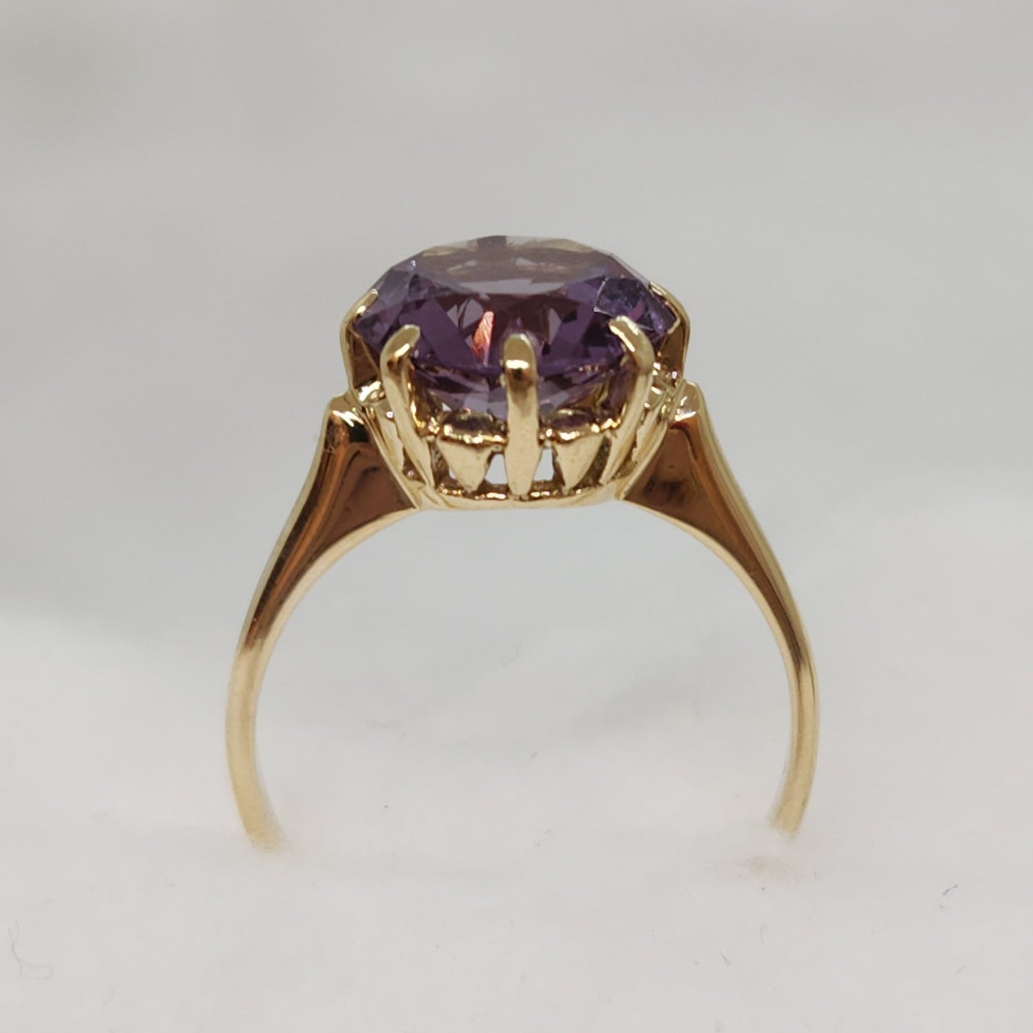 Colour Changing Corundum