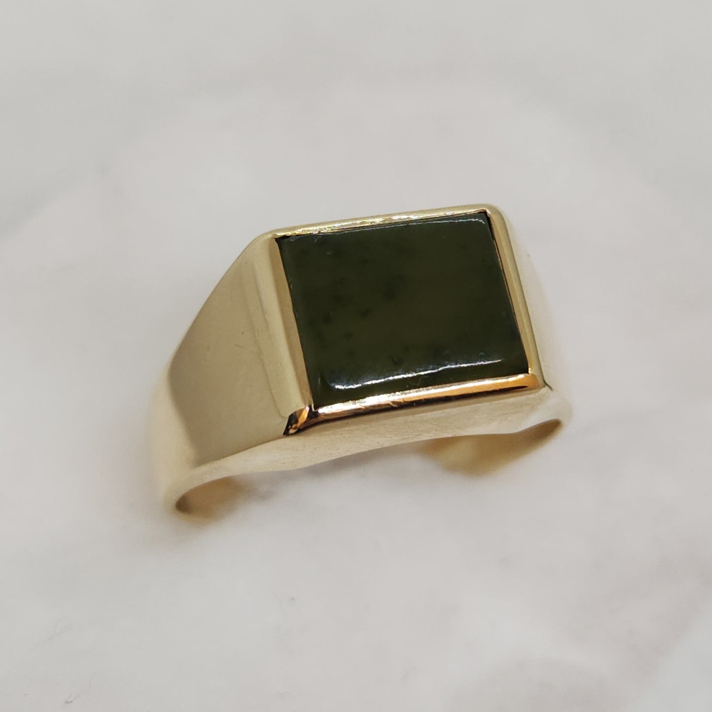 Gent's Jade