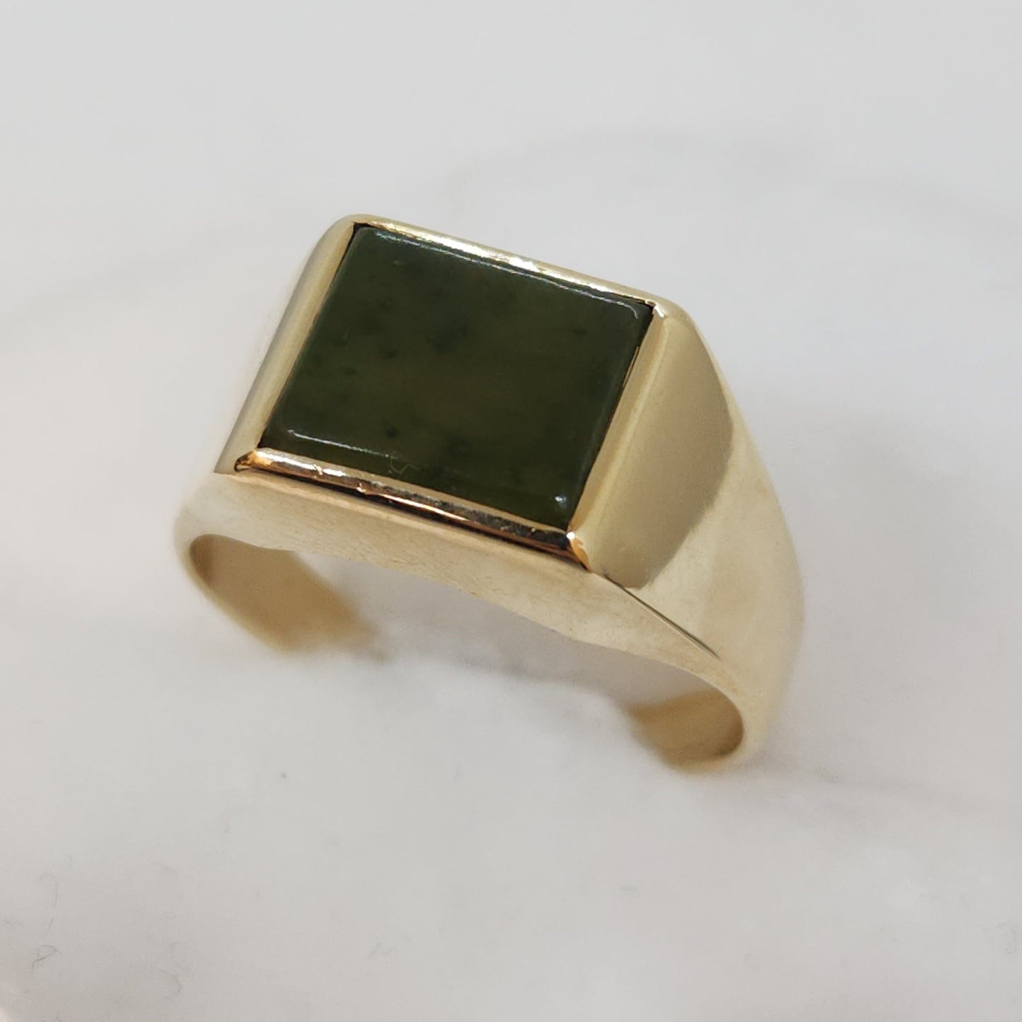 Gent's Jade