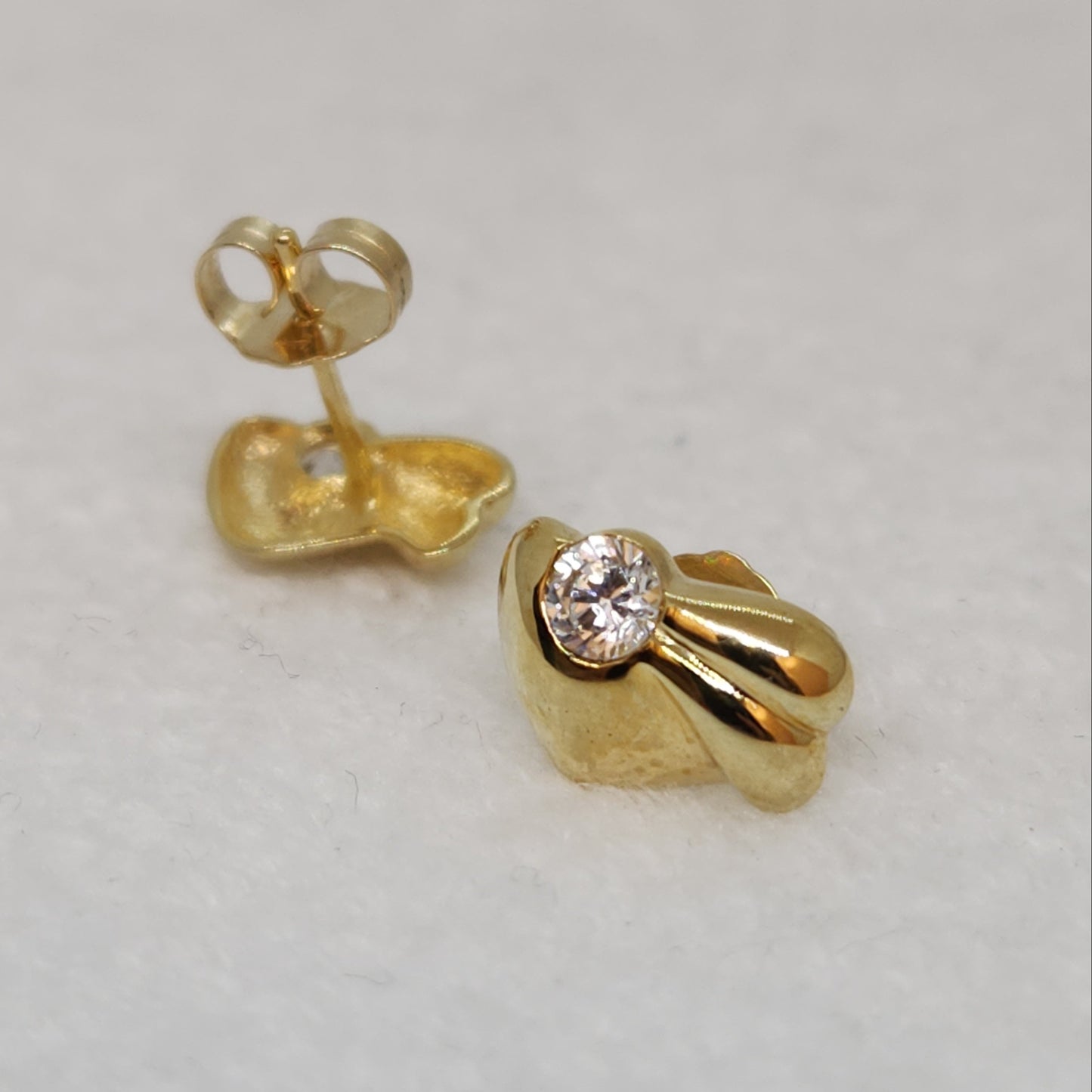 Dressy Little Cubic Stud