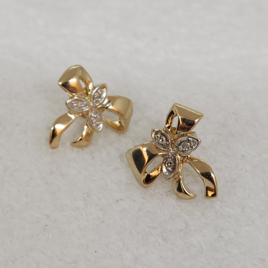 Diamonds and Bows