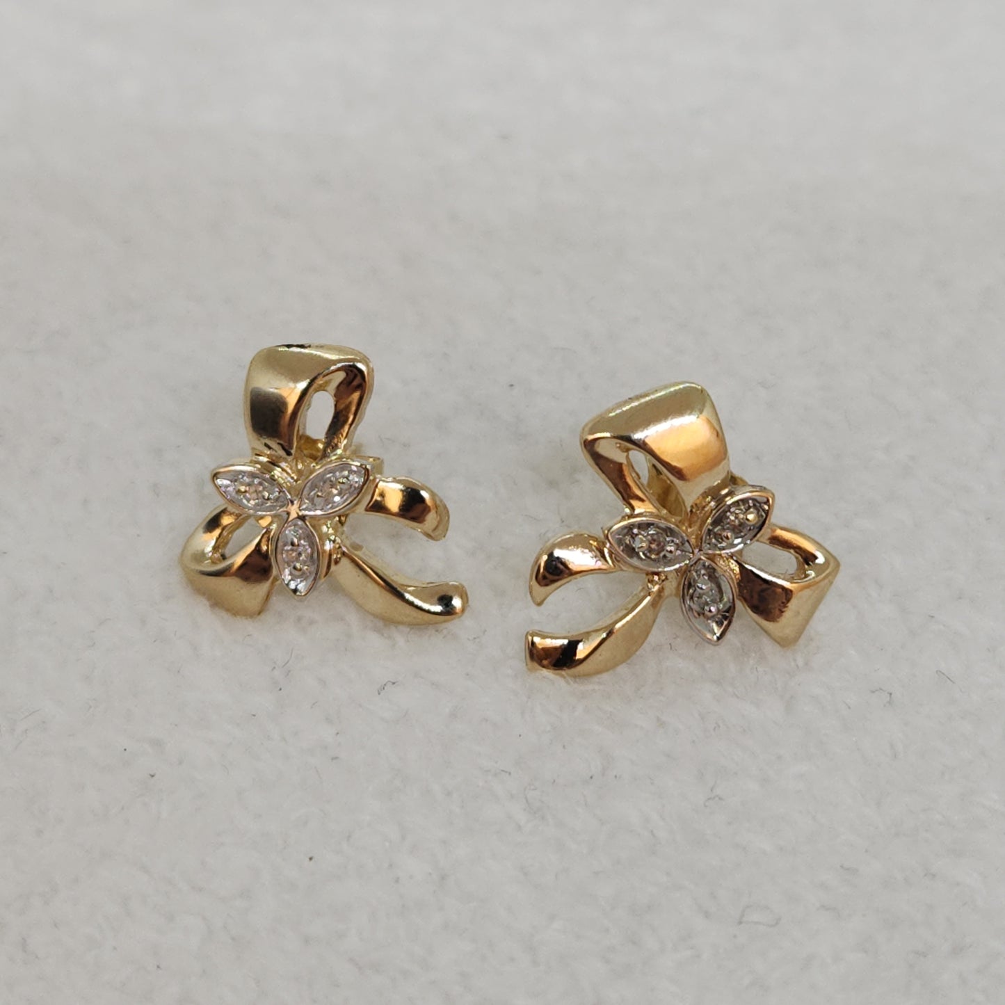 Diamonds and Bows