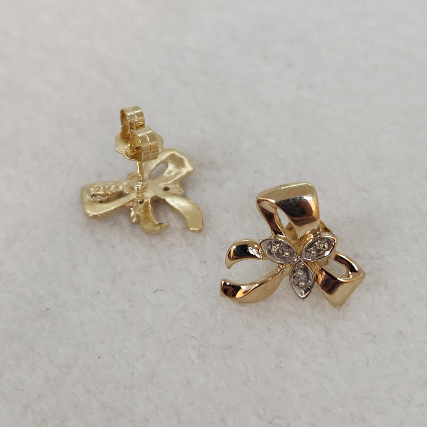 Diamonds and Bows