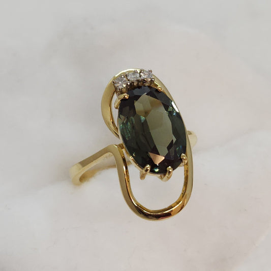 Spinel Elegance