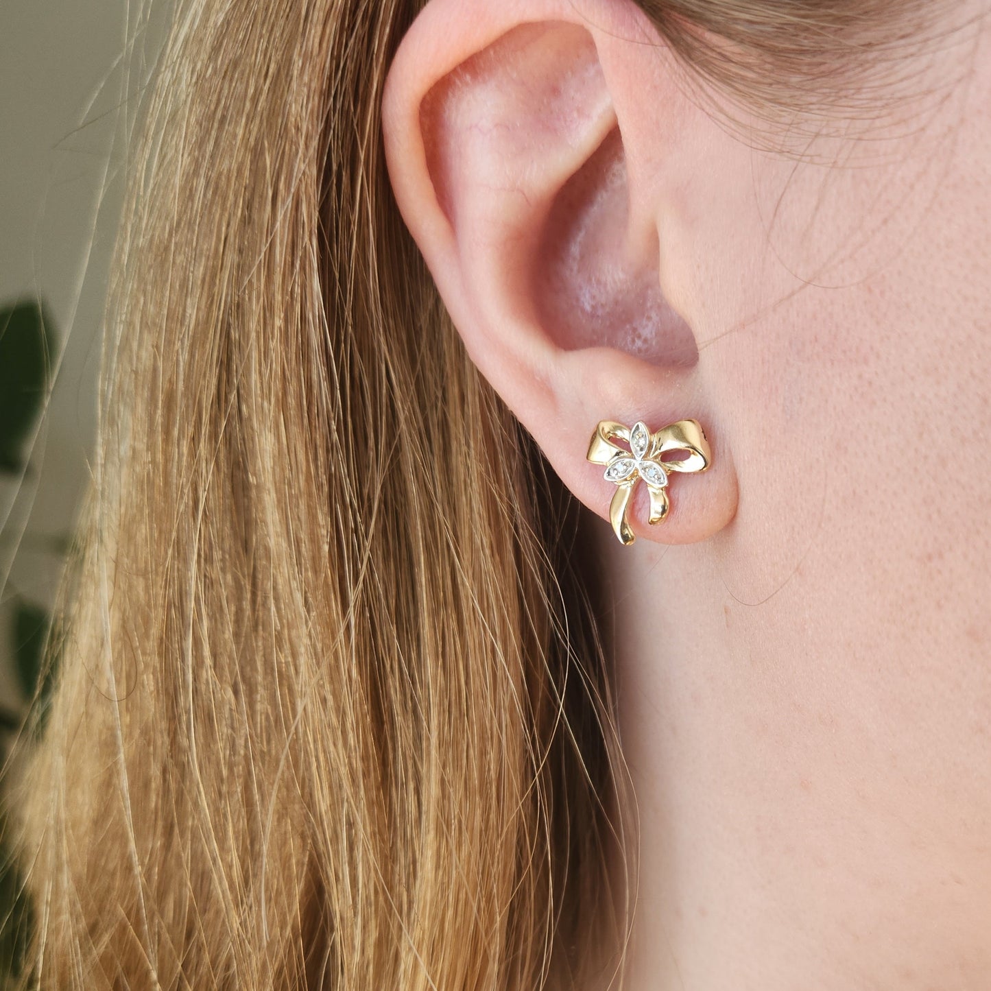 Diamonds and Bows