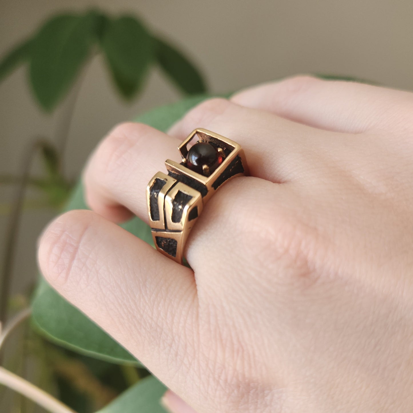 Garnet Geometry