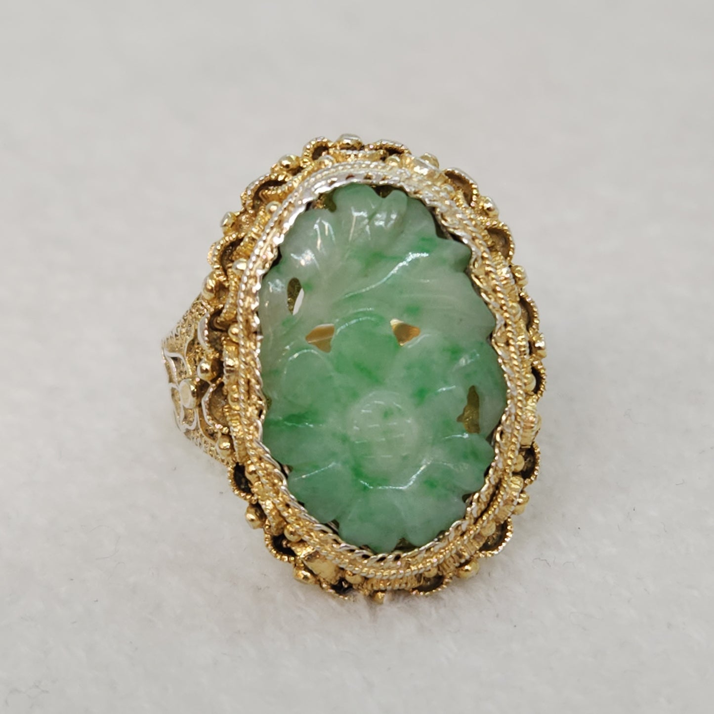 Apple Green Jadeite