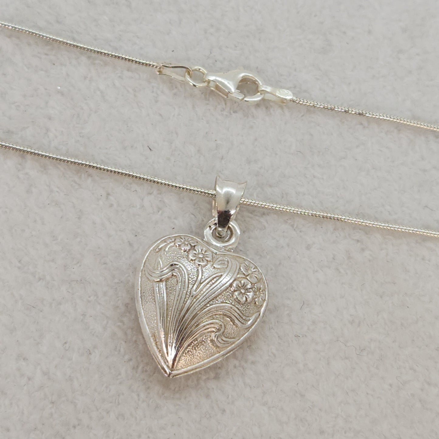 Art Nouveau Floral Heart