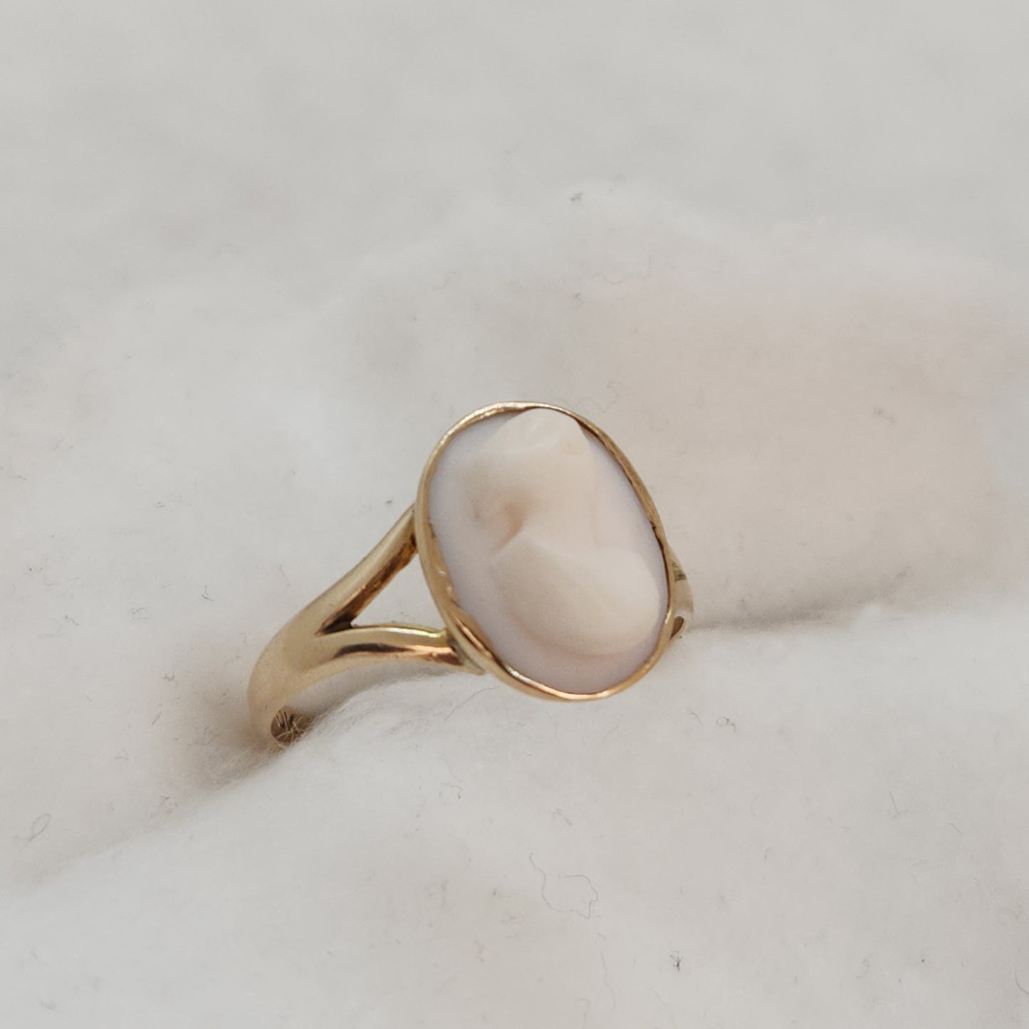 Very Vintage Cameo