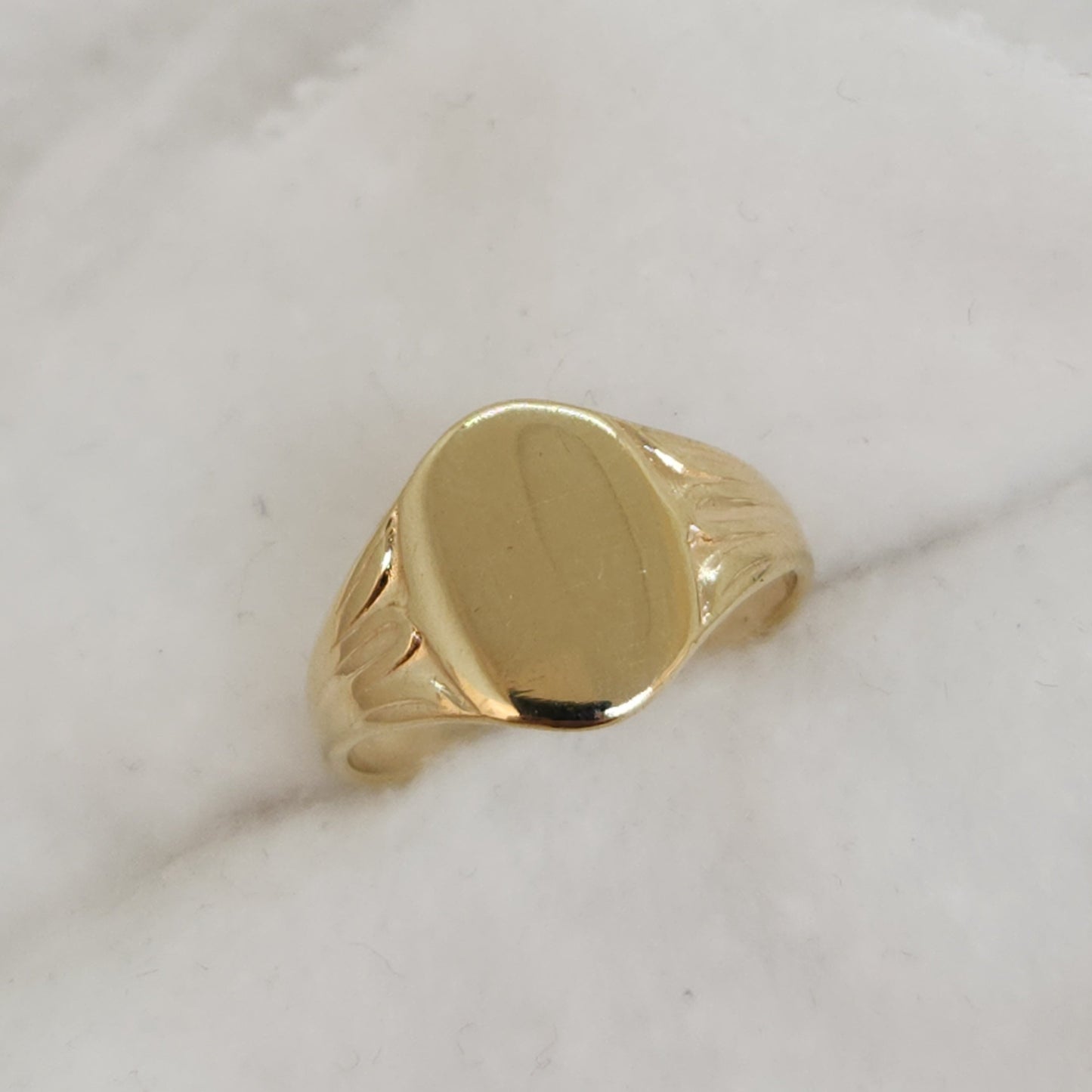 Teeny Tiny Signet
