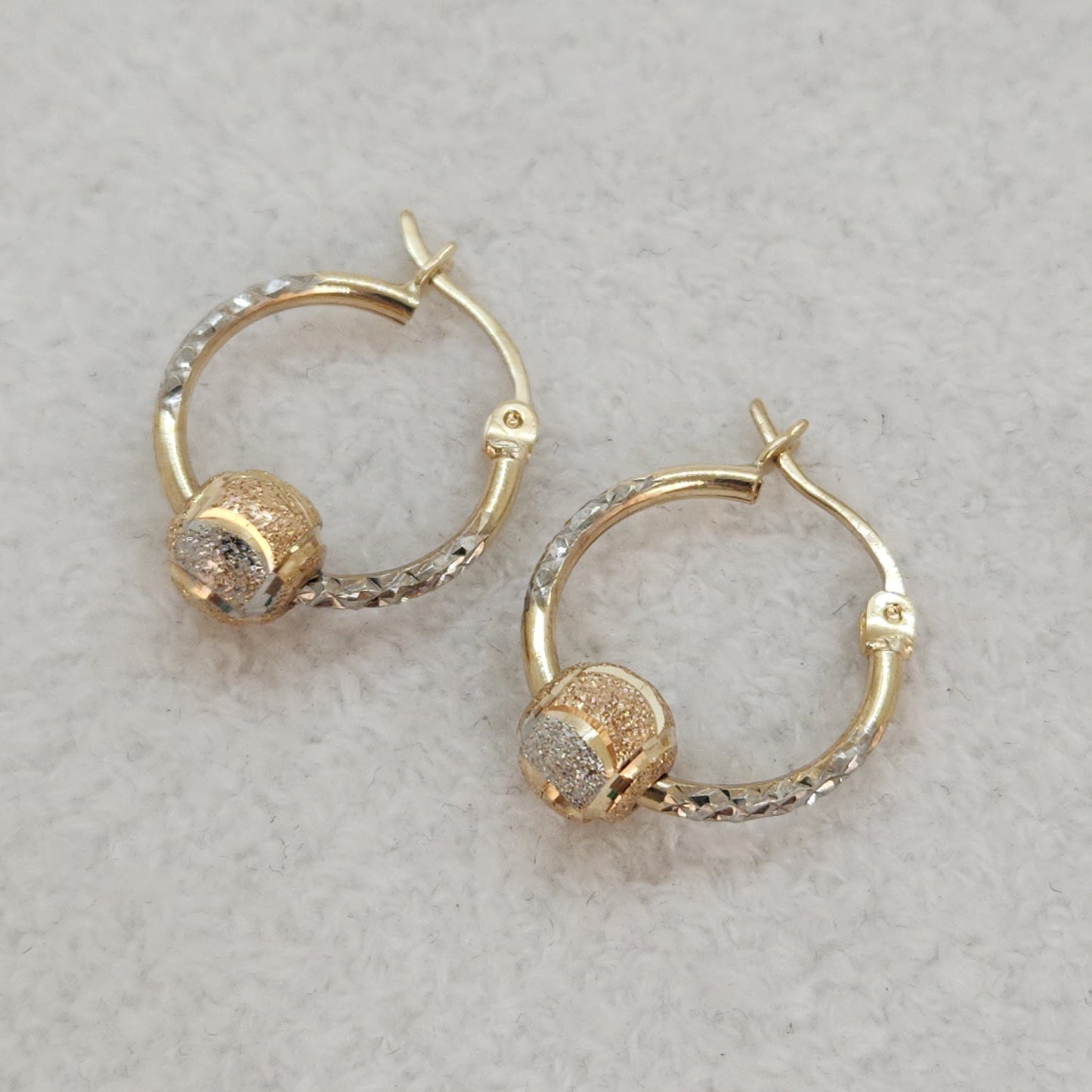 Twinkling Hoops