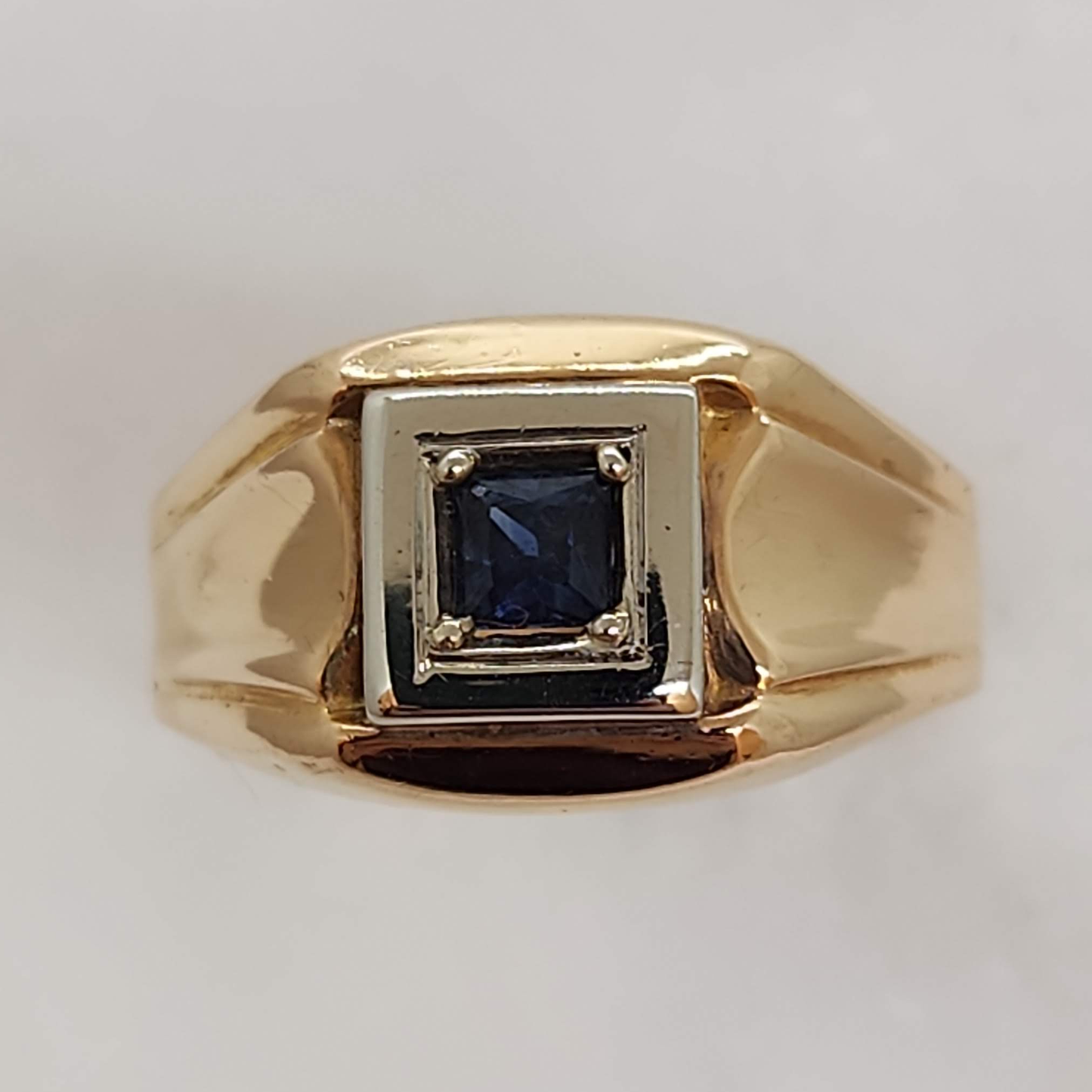 Sapphire Ring