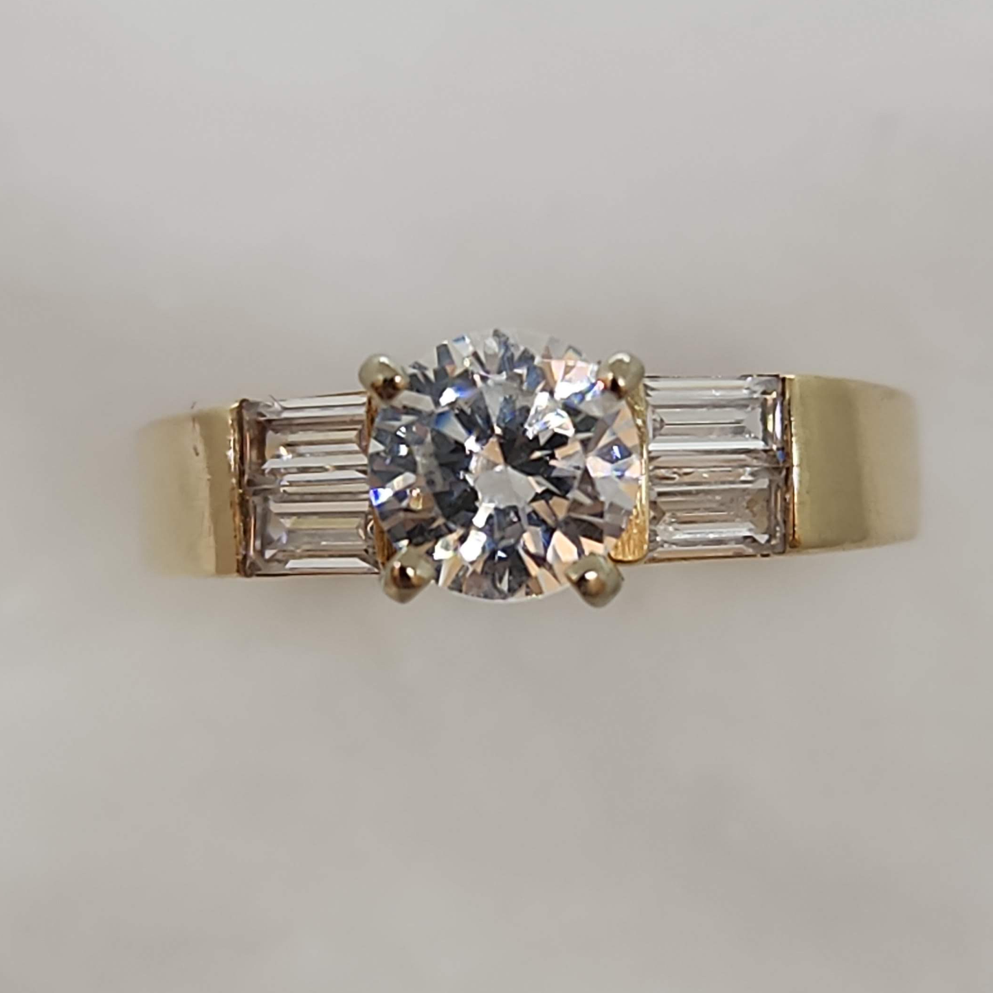Diamondalt Engagement Ring