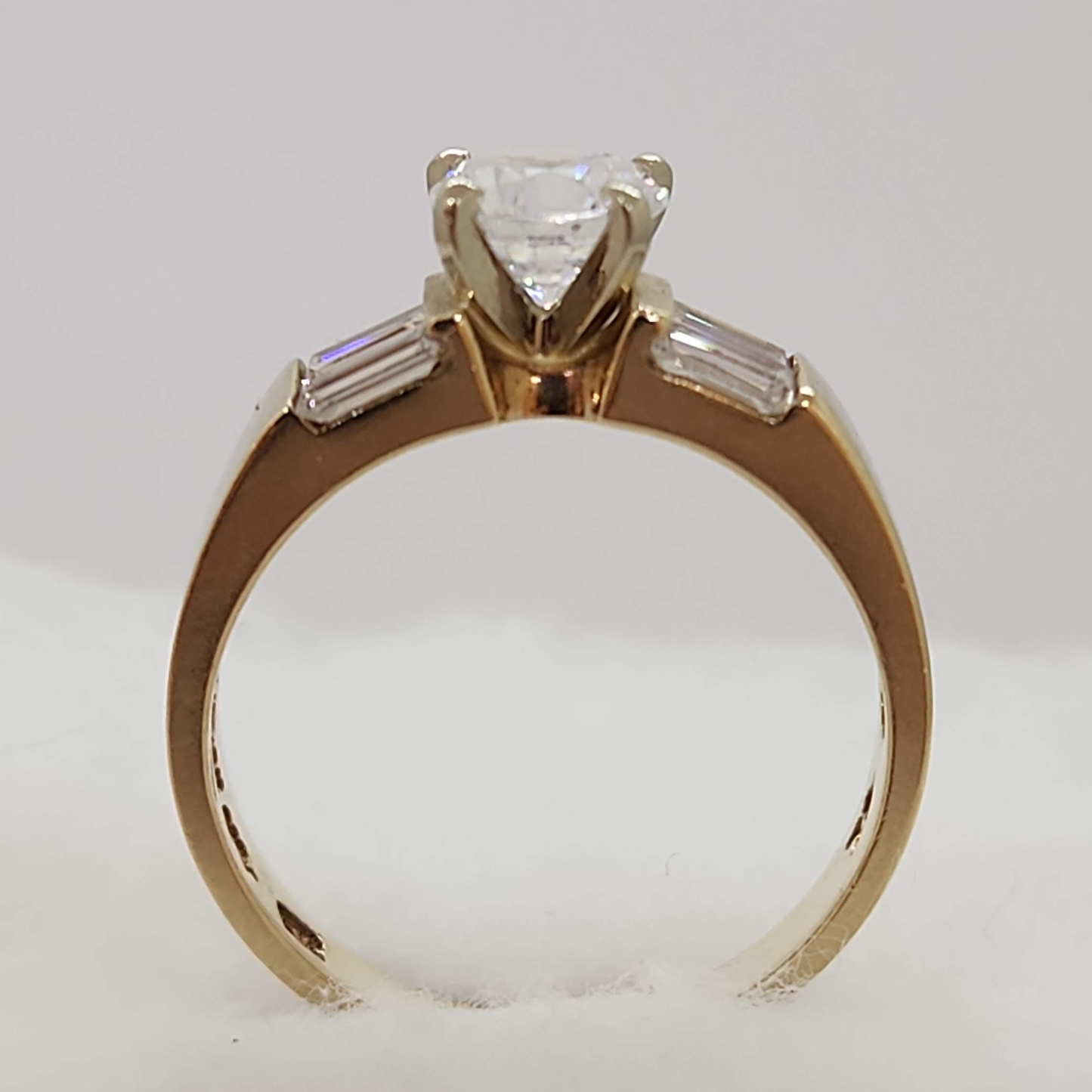 Diamondalt Engagement Ring