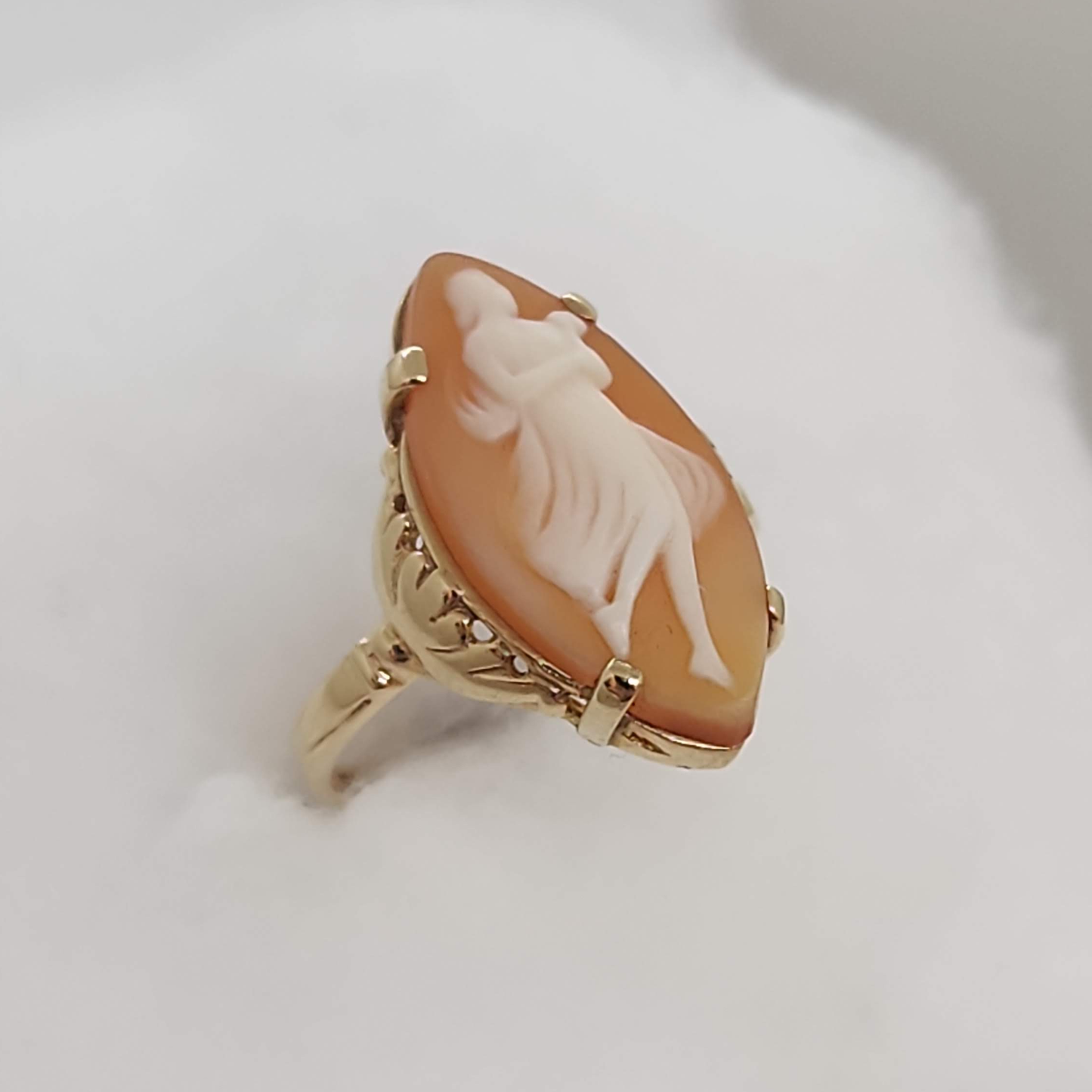 Vintage Cameo Ring