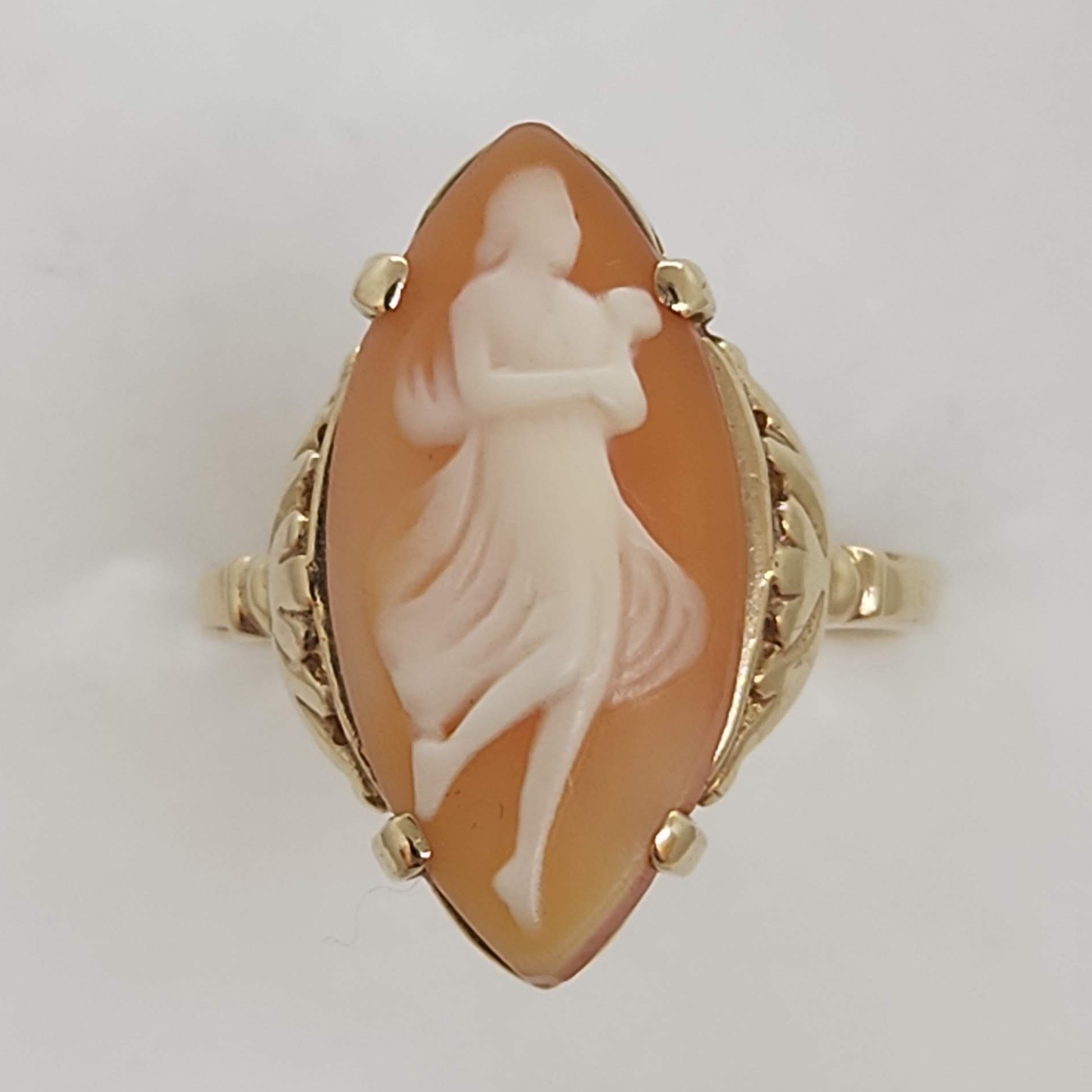 Vintage Cameo Ring