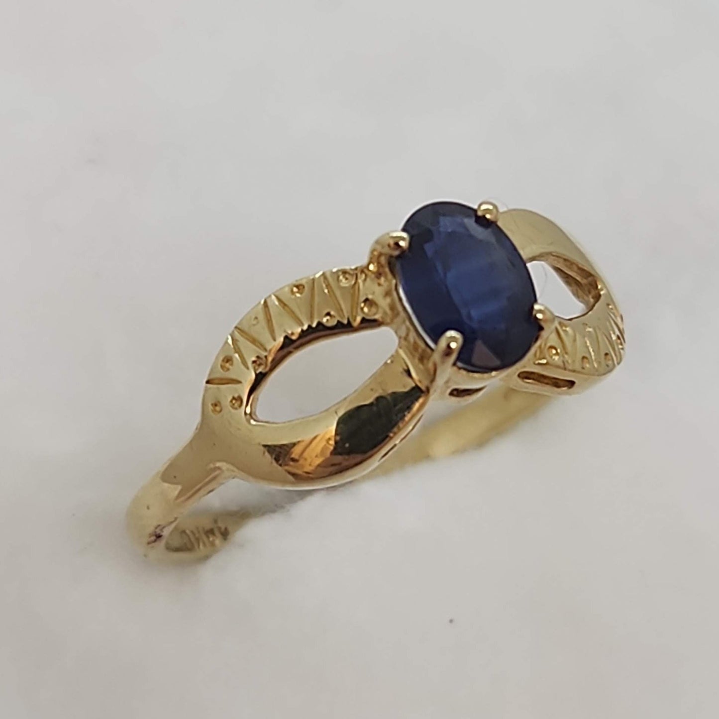 Sapphire Ring