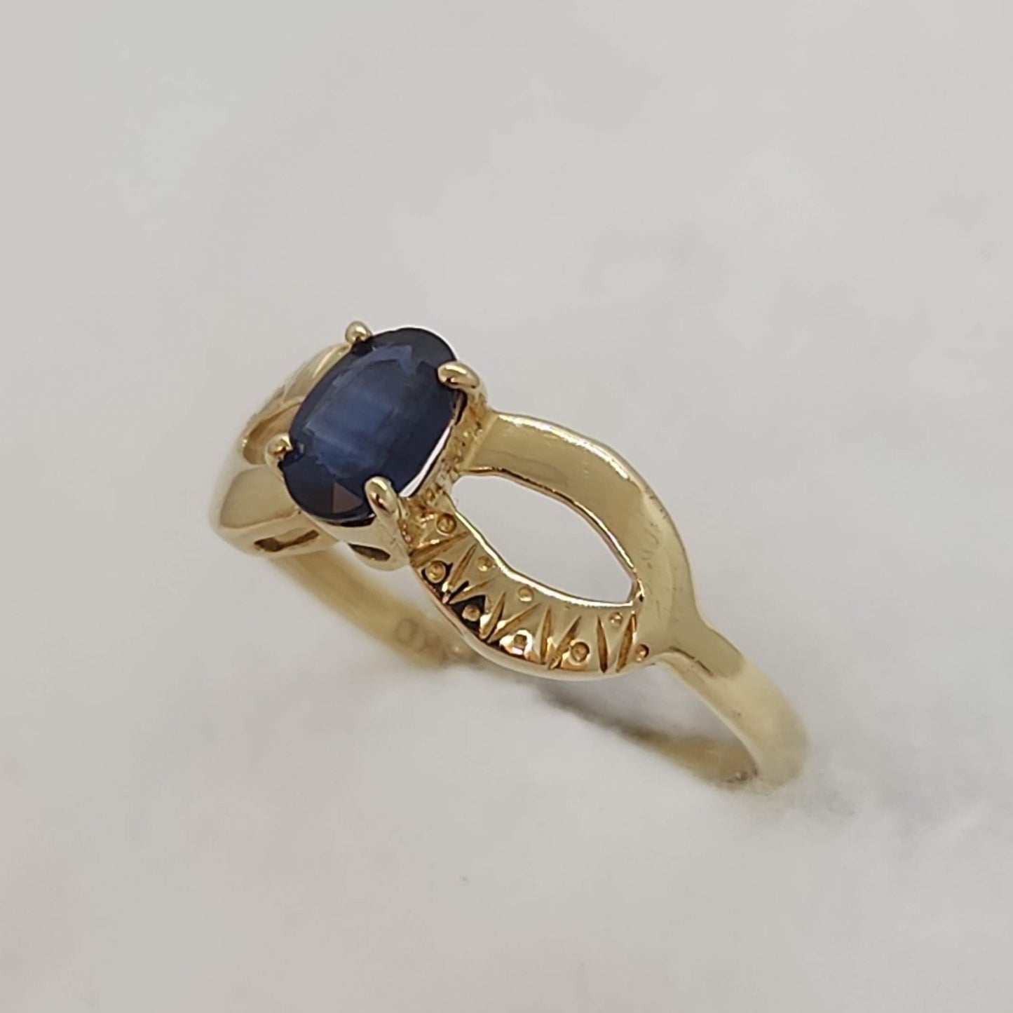 Sapphire Ring