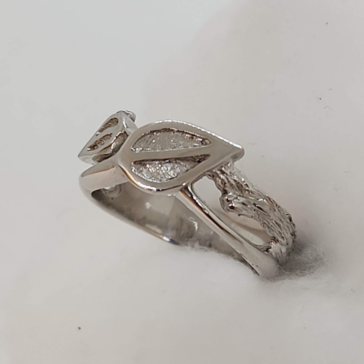 Branches and Leaf Ring