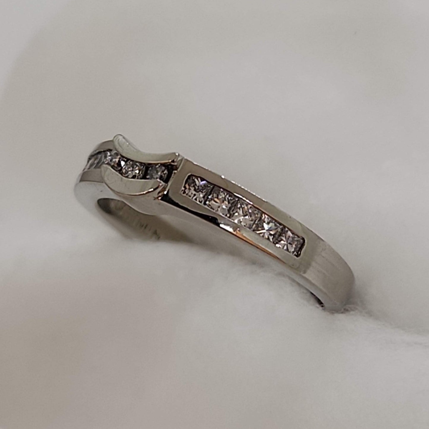 Platinum Wedding Band