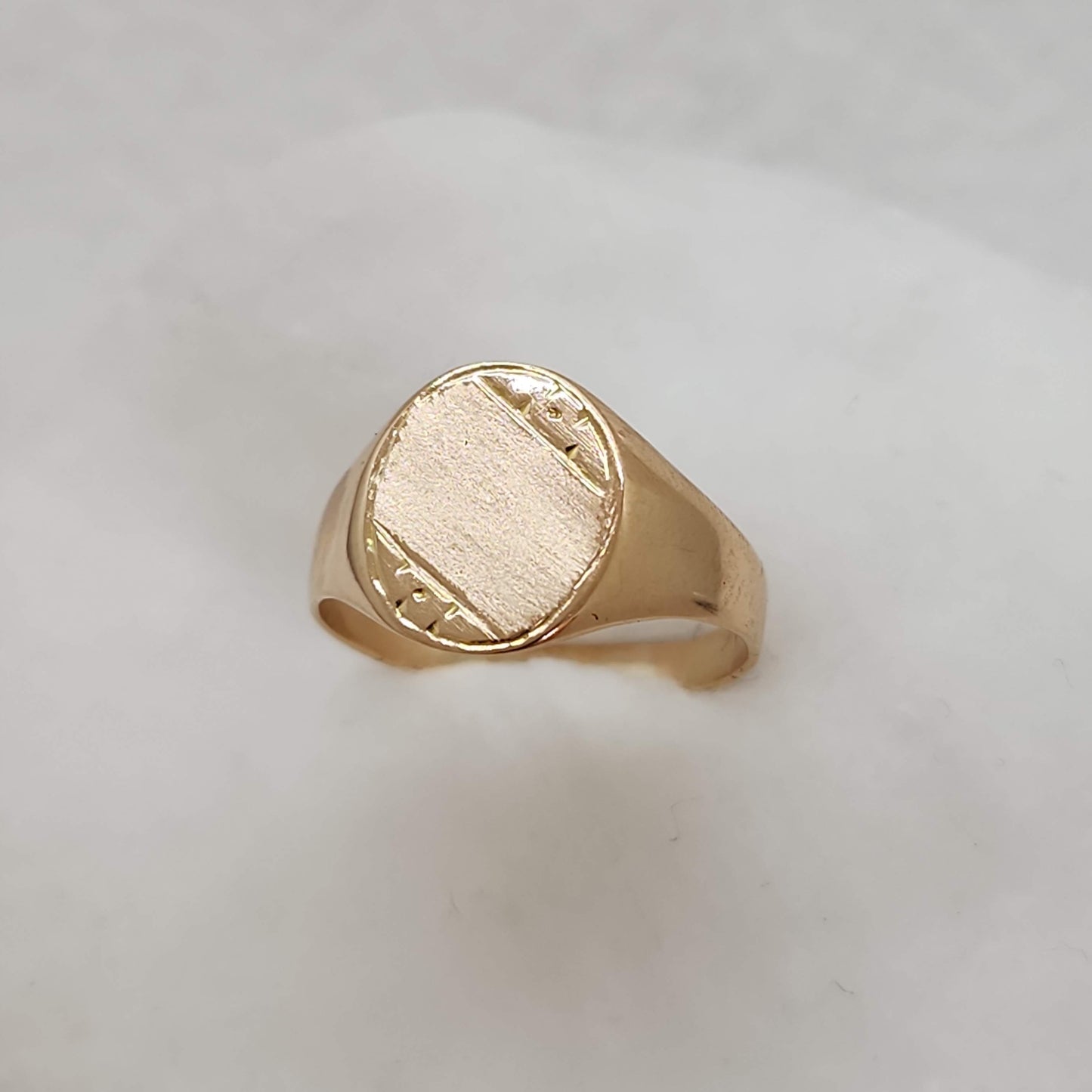 Signet Ring