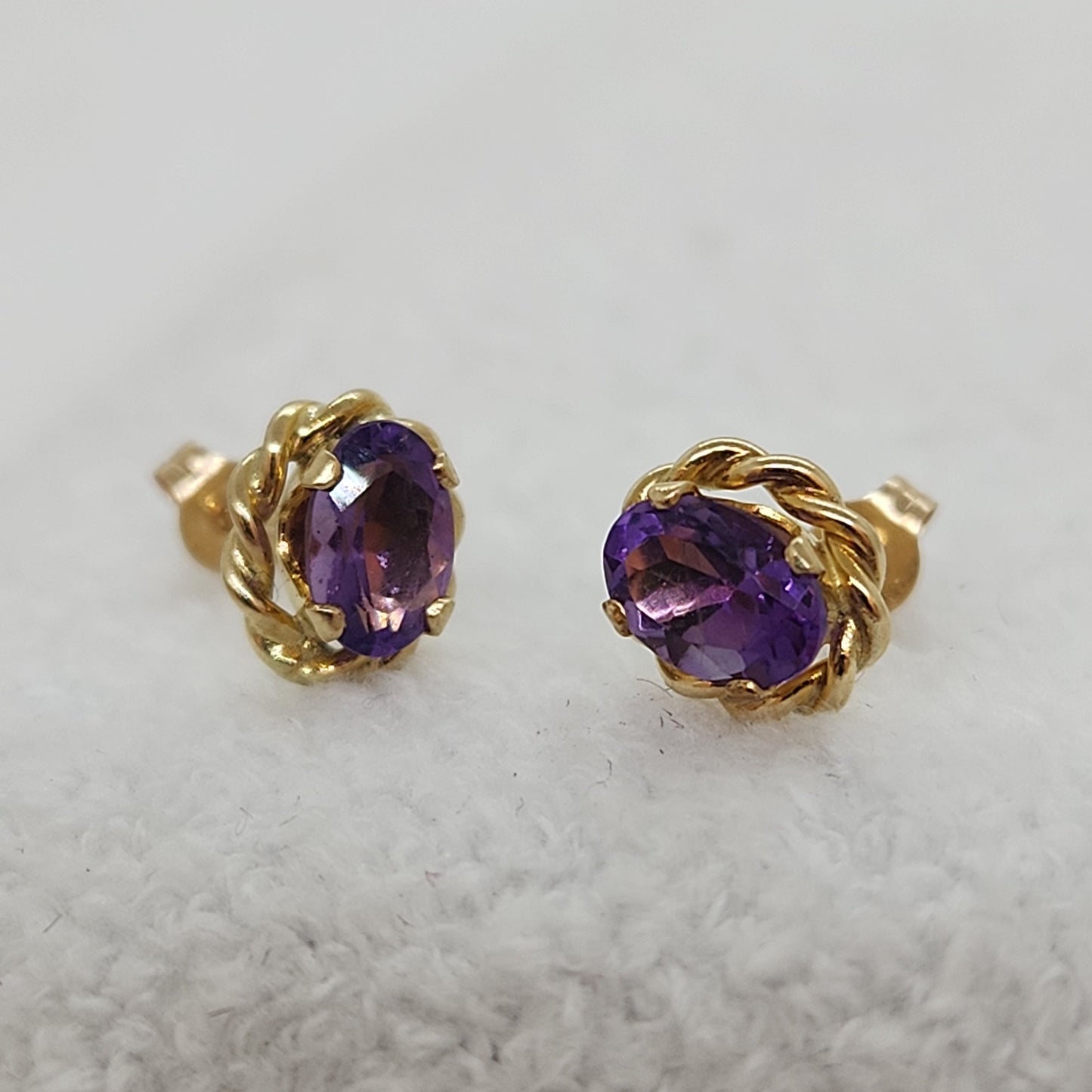 Amethyst Studs