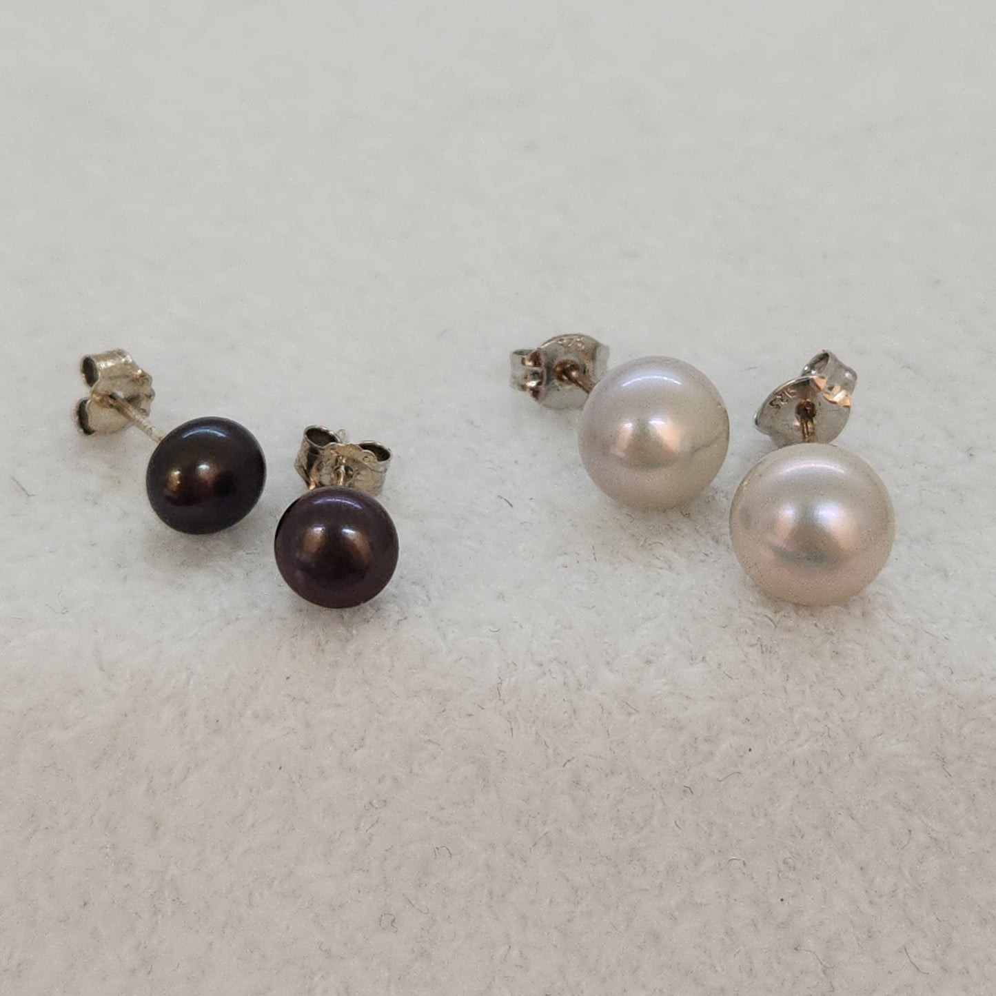 Freshwater Pearl Studs - Cool Tone