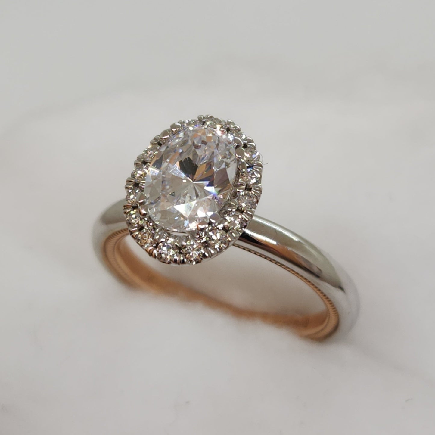 Verragio - Oval Halo