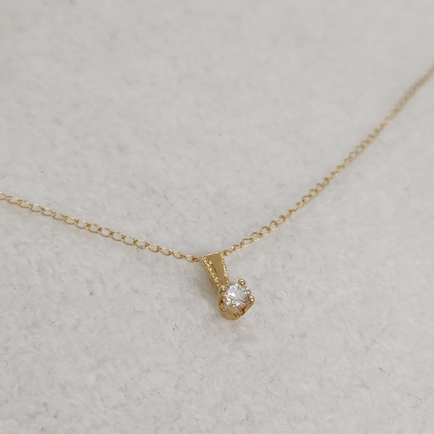 Dainty Diamond