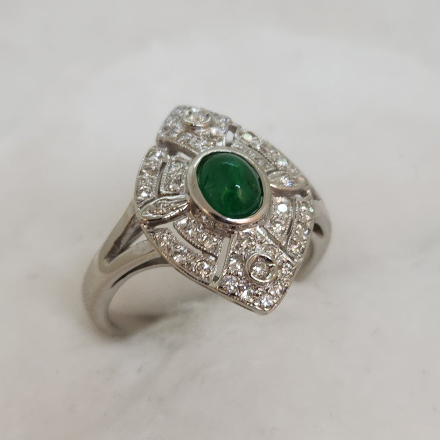 Emerald Navette