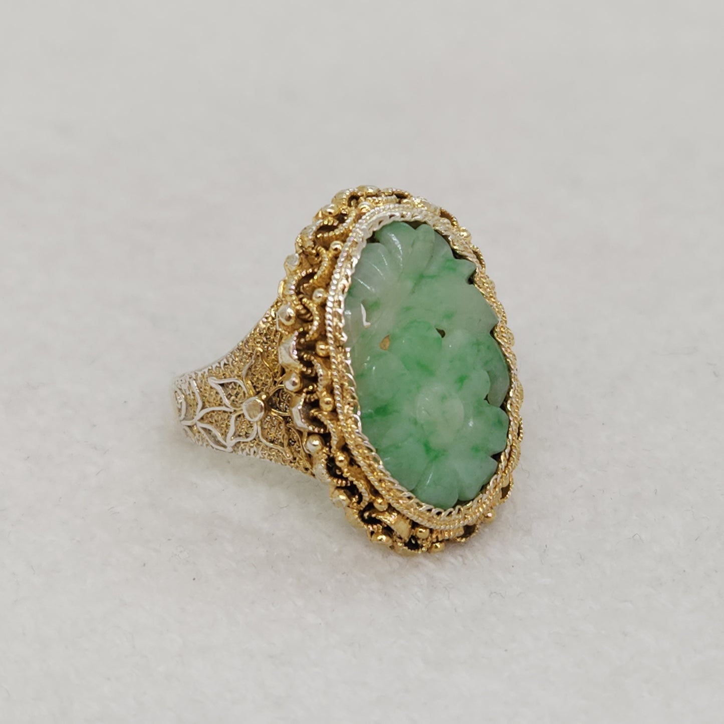 Apple Green Jadeite