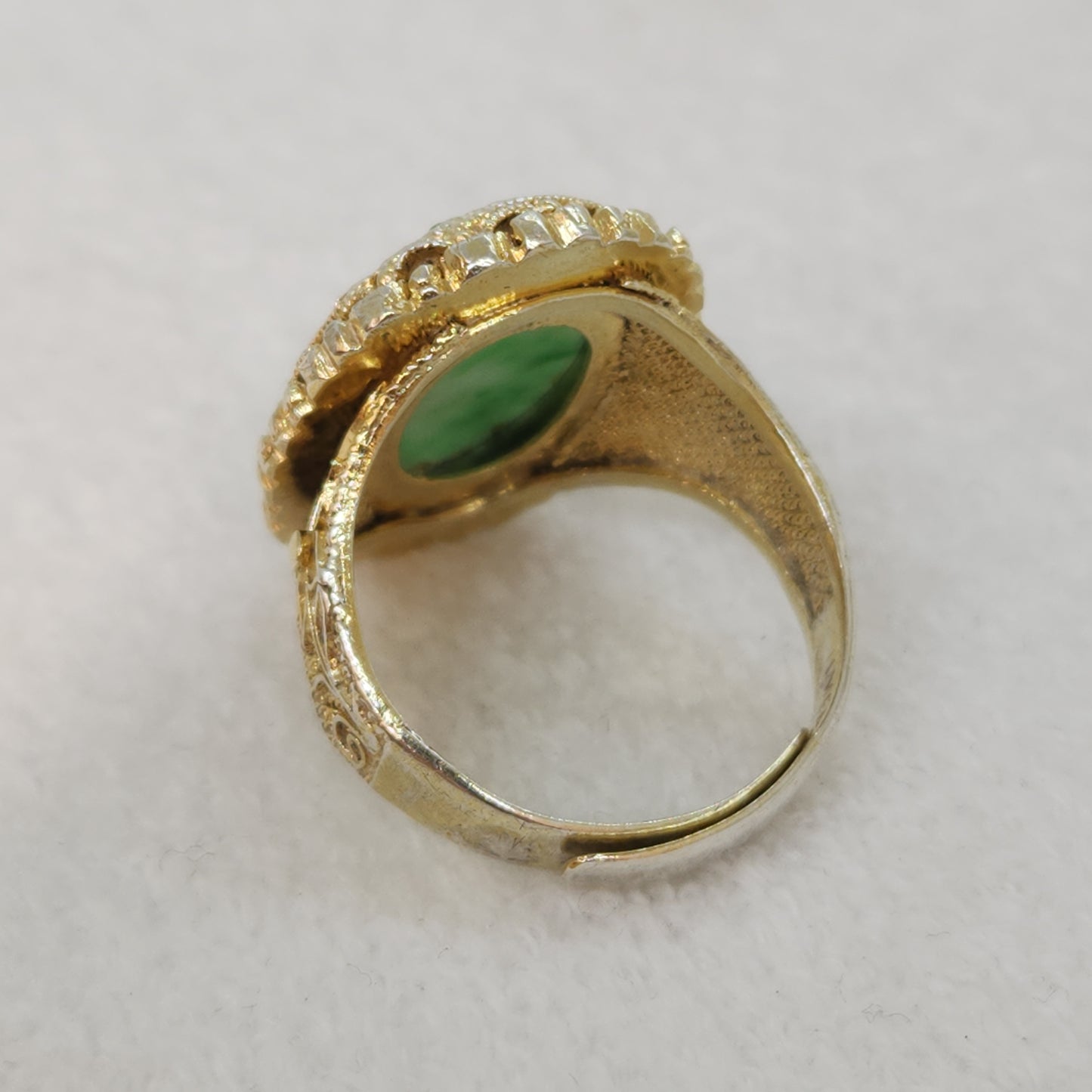 Apple Green Jadeite