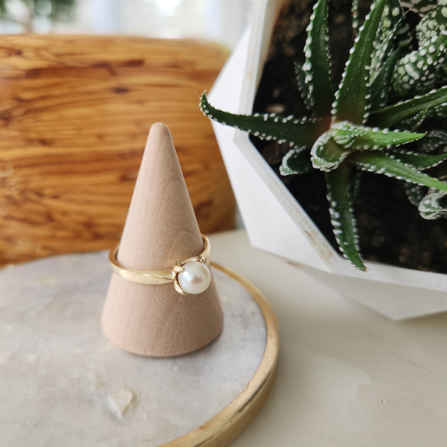 Pearl Centerpiece