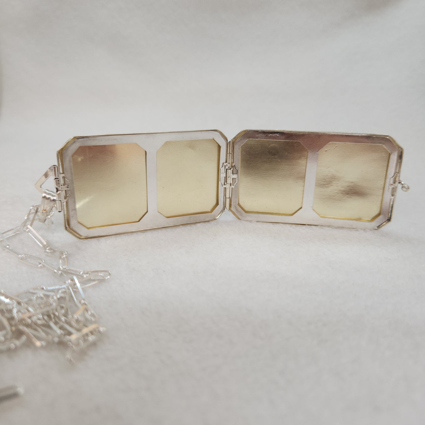 Deco Locket