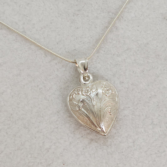Art Nouveau Floral Heart