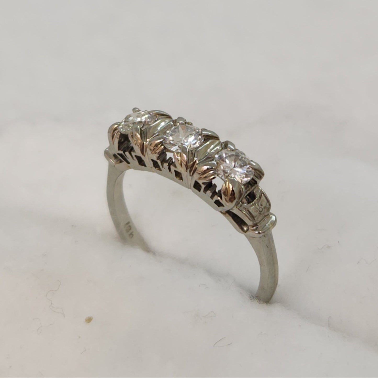 60's Three Across Diamonds