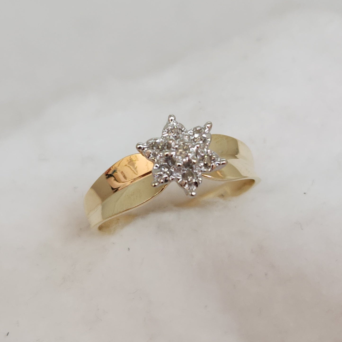 Shimmering Snowflake