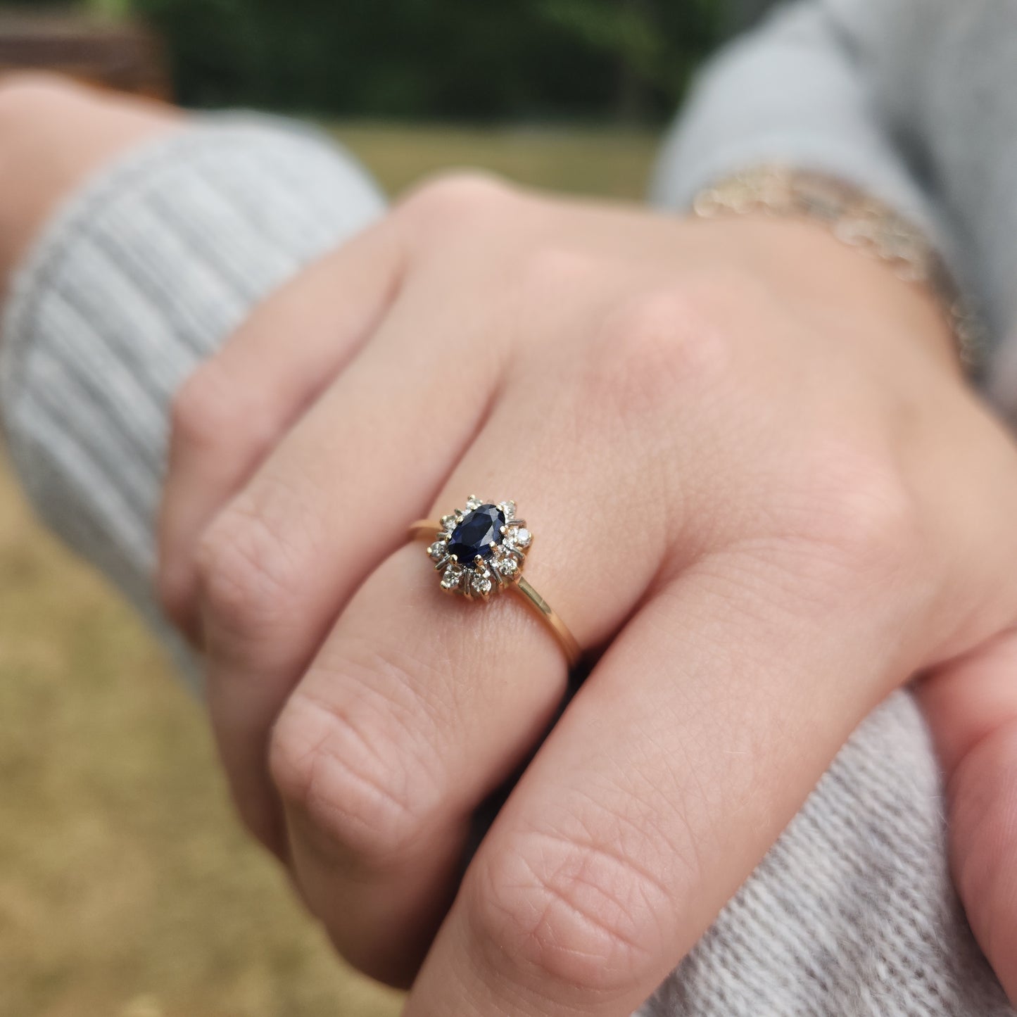 Sapphire Halo