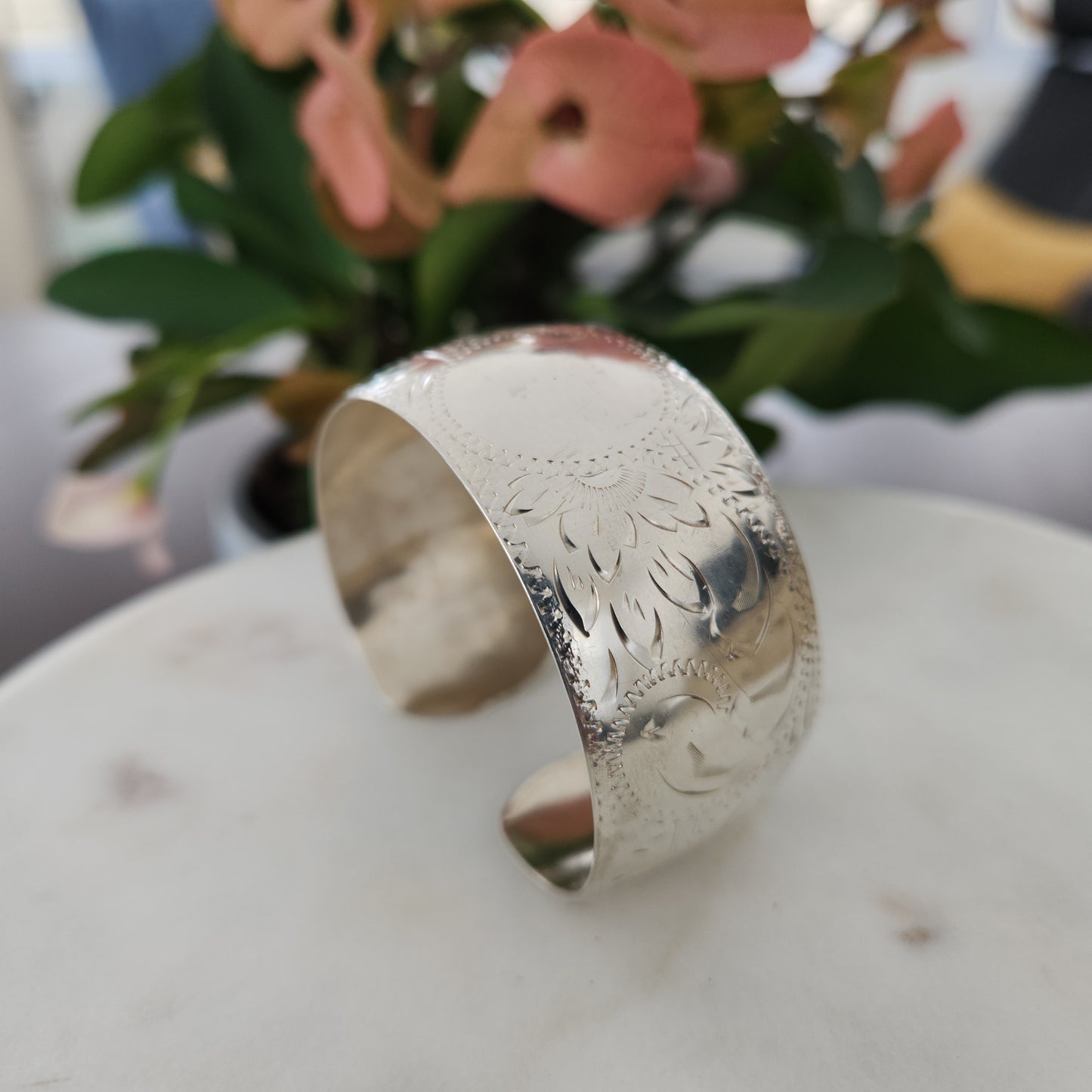 Feminine Cuff